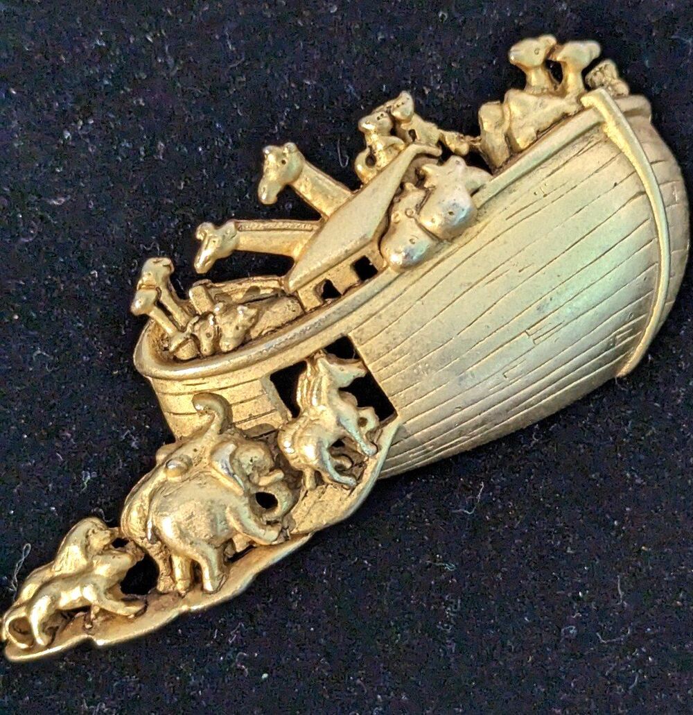 Noah's Ark Brooch - Picture 6 of 11